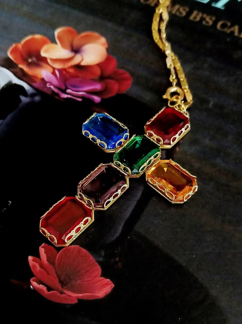 vintage jewelry  古典彩色玻璃十字架 項鍊