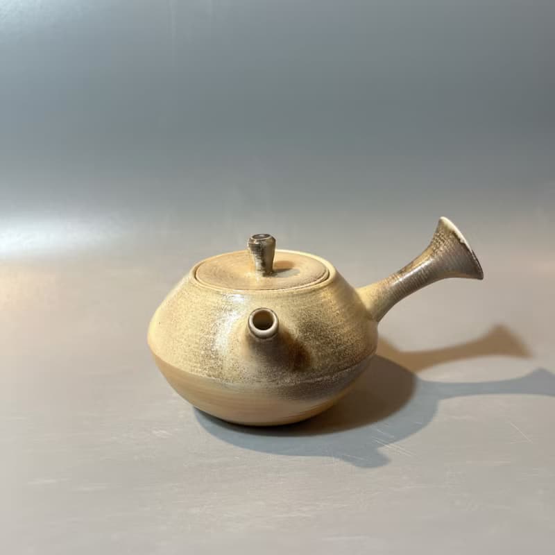 柴燒瓷土奶油系側把茶壺 / 古樸落灰  / 小平凡手作