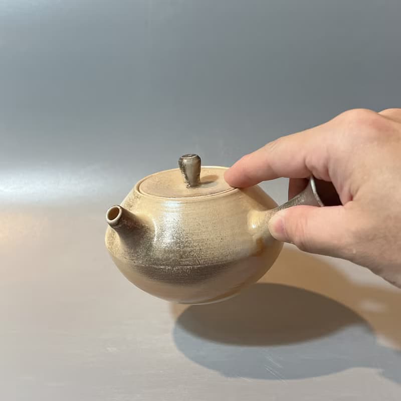 柴燒瓷土奶油系側把茶壺 / 古樸落灰  / 小平凡手作