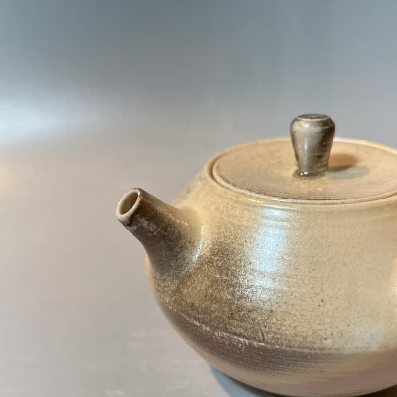 柴燒瓷土奶油系側把茶壺 / 古樸落灰  / 小平凡手作