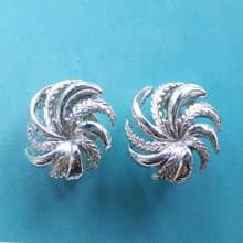 Vintage Jewelry 西洋古董飾品 LISNER 銀色調 炫風 夾式耳環