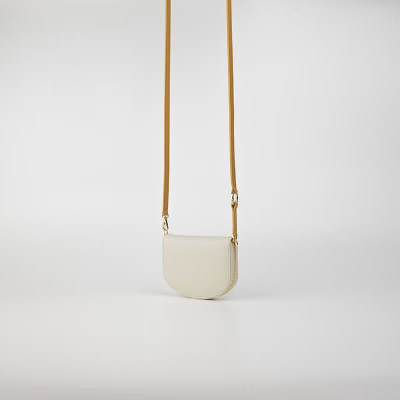 ZIP-AROUND ARCH leather wallet in Cream-tan
