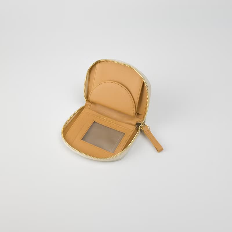 ZIP-AROUND ARCH leather wallet in Cream-tan