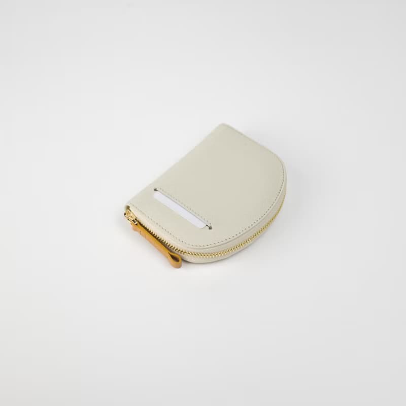 ZIP-AROUND ARCH leather wallet in Cream-tan