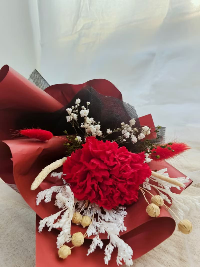 母親節花束紅色康乃馨永生花