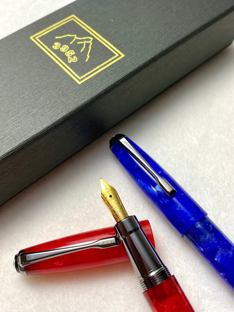 3952老山羊-布萊梅 紅/藍 鍍金刀尖(金小刀)鋼筆
