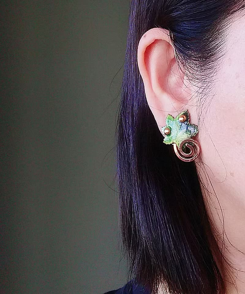 Vintage Jewelry 西洋古董飾品 MATISSE 綠捲葉 夾式耳環