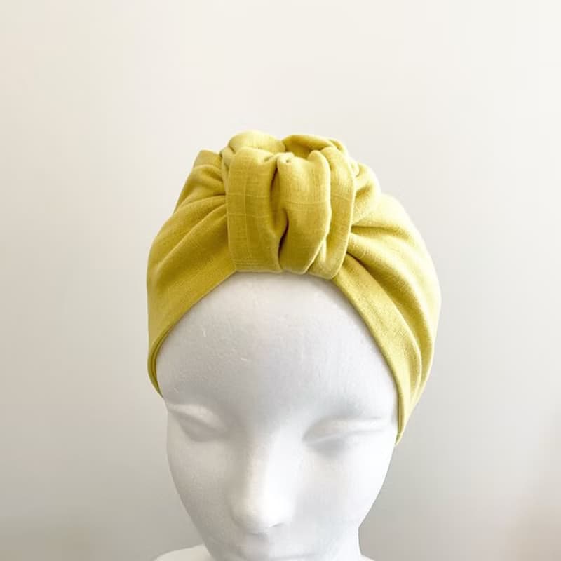ターバンにもなるスカーフ　使い方色々　　日本製上質コットン素材　ネッククーラー　ヘアバンド　自然素材　無地　レモンイエロー　保冷剤２個付き