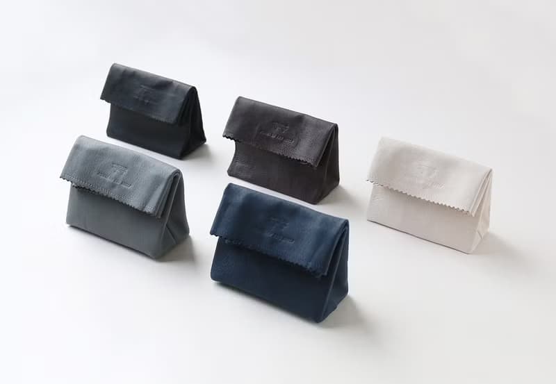 paper pouch : black