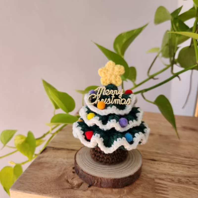 毛線聖誕樹 交換禮物 聖誕禮物 聖誕布置 迷你繽紛聖誕樹