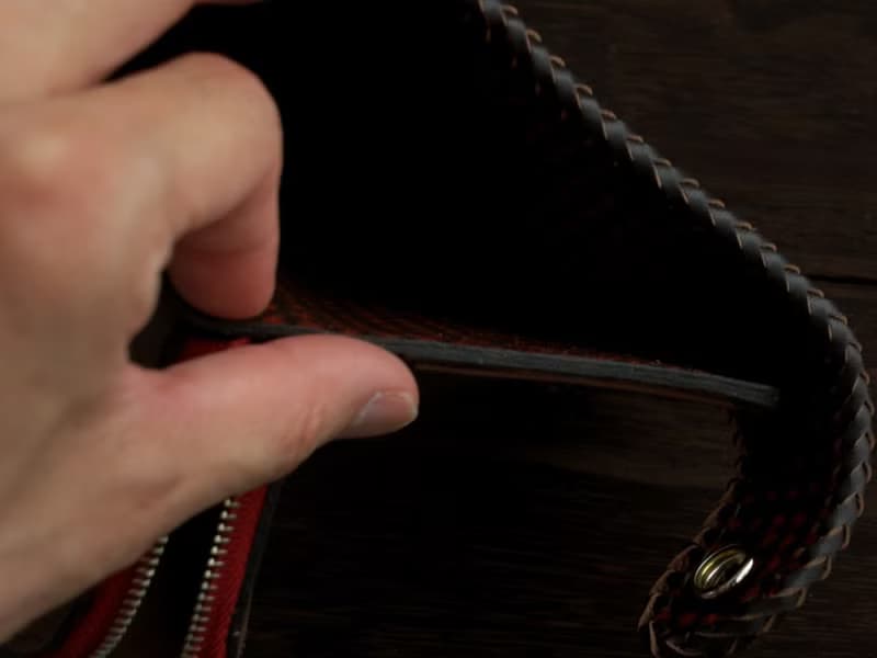 【受注製作】イタリアンレザー　Maya　かがり縫い二つ折り財布　レッドxブラウン