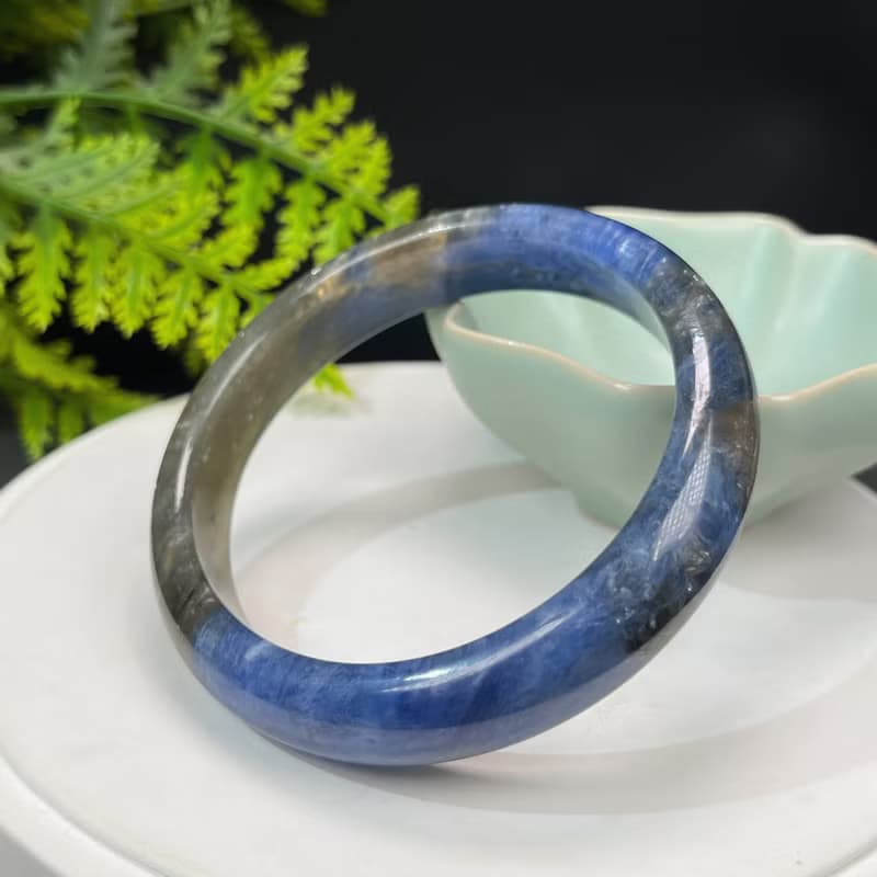 高品質 龍鱗雲母藍晶石手鐲 63+MM 冰透星光閃片 凈化負能量 平和
