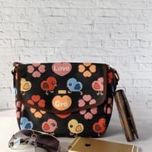 斜背包 掀蓋 / 防潑水 平織緹花 小心雞