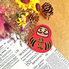 刺繡別針 繡布燙 -福氣達摩不倒翁
