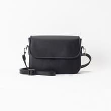 圓圓角側背包  Black / 百搭黑