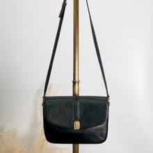 【 日本直送　名牌中古包 】CELINE セリーヌ ショルダーバッグ ブラック ブラゾン レザー フラップ vintage ヴィンテージ オールド txzb37