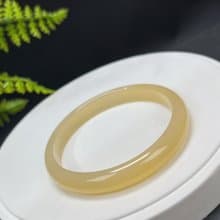 精品 金色瑪瑙手镯 63MM 冰潤起光玉髓手環 金條子 祥瑞財富貴氣