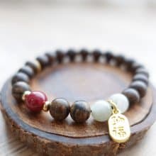 腕間生香 悠然神韻 沉香 天山翠 虎眼石 中式現代的結合 手鍊