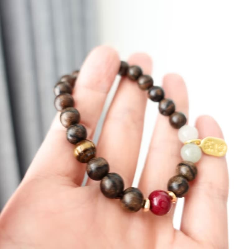 腕間生香 悠然神韻 沉香 天山翠 虎眼石 中式現代的結合 手鍊