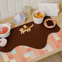 貓咪狗勾巧克力草莓糖粒皮革餐墊 餐桌墊防水防油 隔熱餐墊