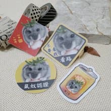 倉鼠吃草莓-吃貨出沒-防水車貼-防水貼紙-安全帽貼紙_紫倉黑輪