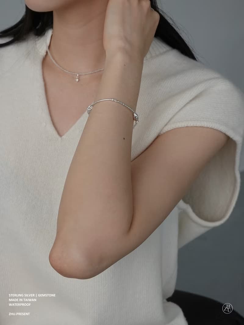 Zhu.handcrafted__透明意識__純銀/石膏石