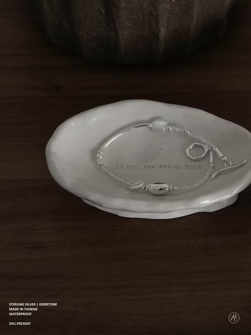 Zhu.handcrafted__透明意識__純銀/石膏石