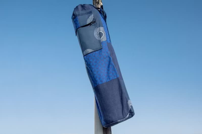 手工藍染瑜珈墊背包/yoga bag/瑜伽包/編織包/織布包-木刻印圓圈