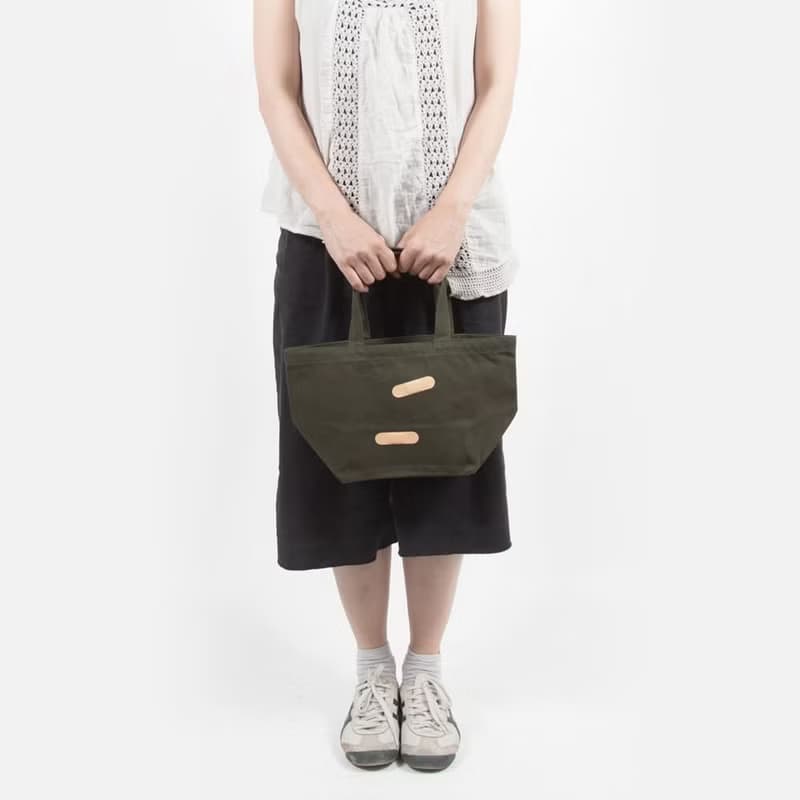 まるで本物みたい　絆創膏　ランチトートバッグ　Tcollector