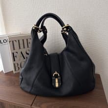 LOEWE 羅意威 Carree 鎖扣 皮革 黑色 單肩包