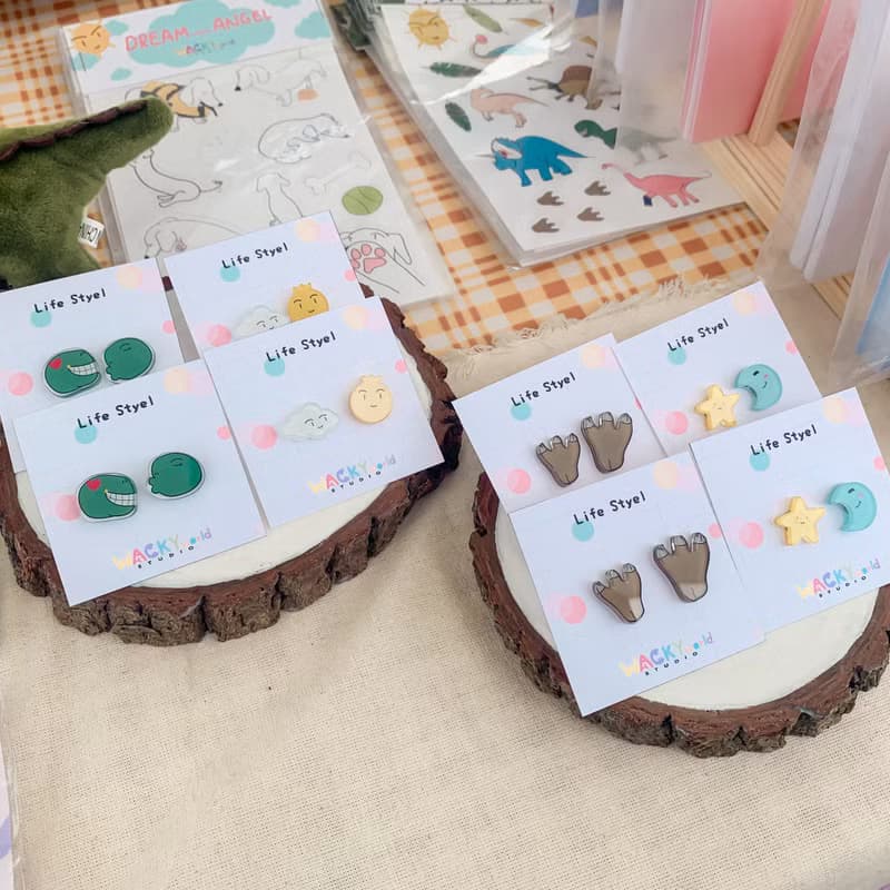 壓克力耳環 耳夾 不對稱恐龍腳