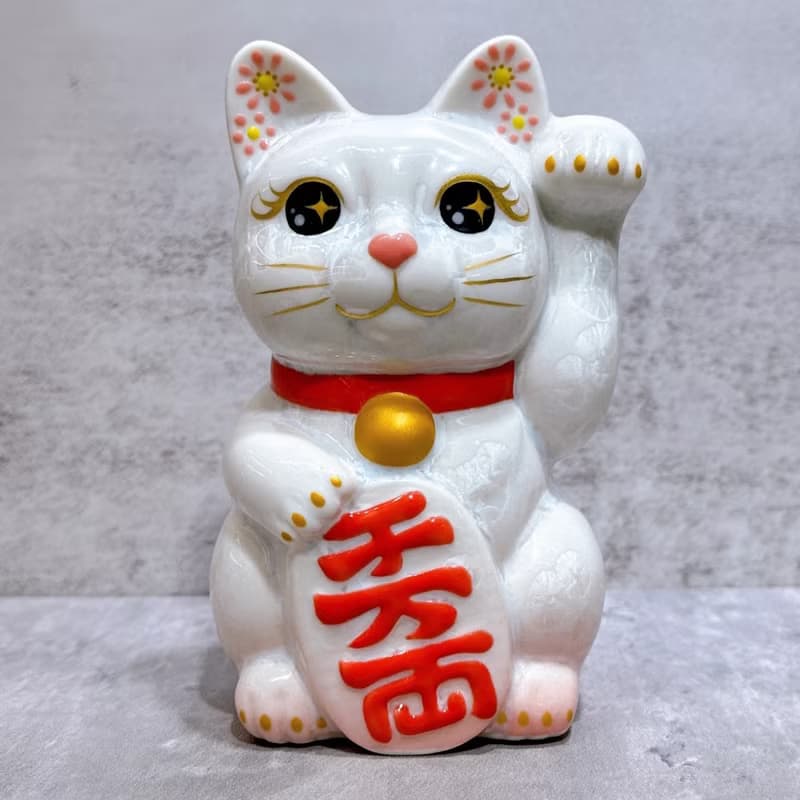 【千福盈門】日本清水燒招財貓 | 花結晶 桃白 千万両 左