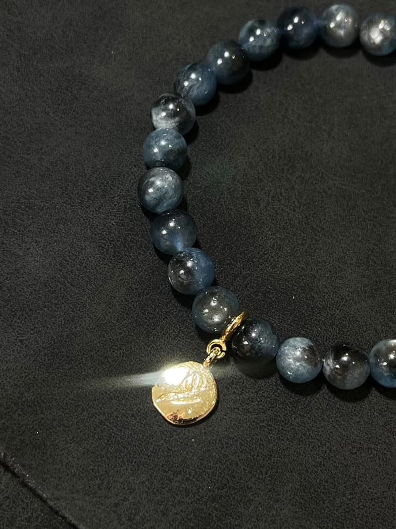 蔚藍墨色。鬼色海藍寶 魔鬼海藍寶 海藍寶 手鍊 手串 手珠 吼輪