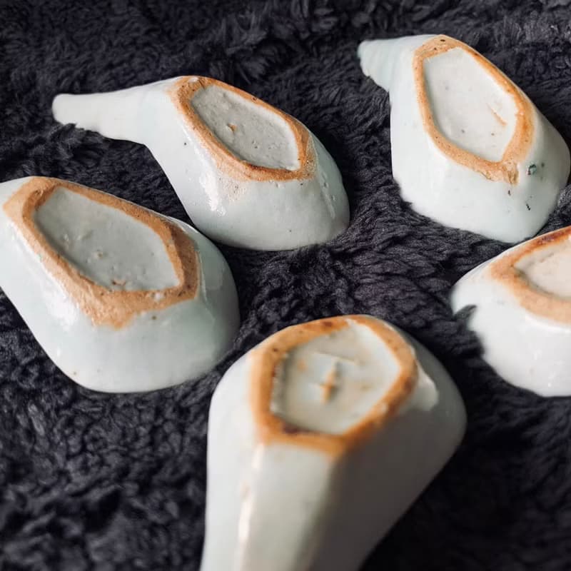 中國 清三代鬥彩青花瓷湯勺 │ 春色滿園 絢麗多彩