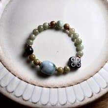 珠串雕刻手鍊 油青種緬甸玉/隨形雕刻葉