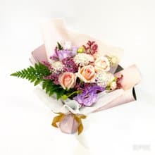 柔和春漾 鮮花花束