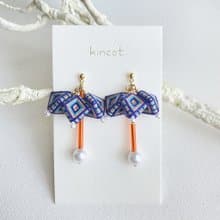 糸巻きトリプルスタッド ピアス・イヤリング【オレンジ】