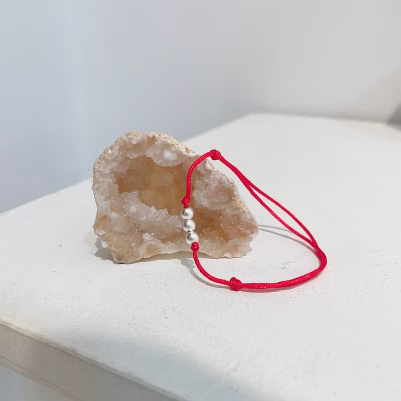 │好運│霧感雪球 • 平安紅繩手鍊 • 幸運紅線 • 純銀手鍊