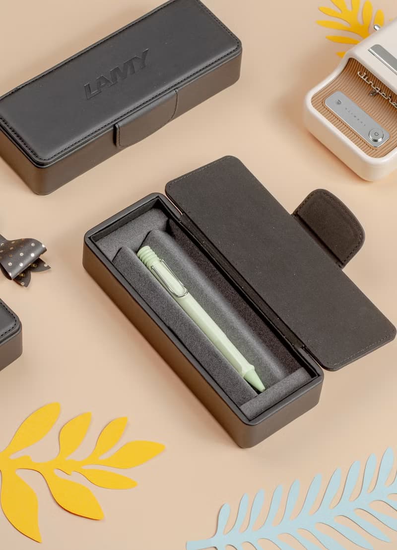 【雷雕免費刻字】LAMY 黑色 皮革筆盒 / SAFARI  - PASTEL (多選)