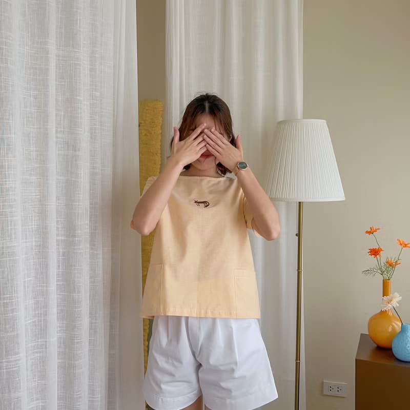 Molly Blouse 貓 : Sand Melon size  S,M