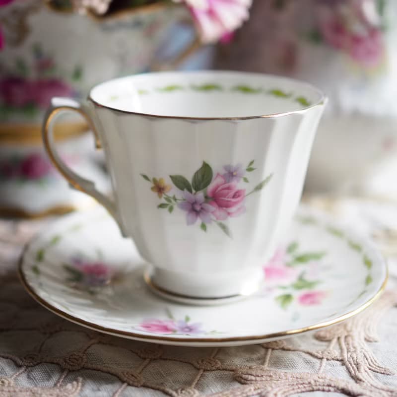 英國復古 Duchess 優質骨瓷 1月份 茶杯碟