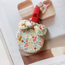 【11/14後出貨】花園小兔  扭結圓型平安符袋 彌月禮物 蝴蝶結