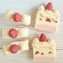 草莓蛋糕皂 110g/顆