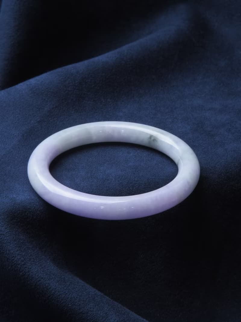 夢幻紫光 | 細糯種 / 紫羅蘭 / 圓條鐲 / 手圍18 | 天然A貨翡翠玉