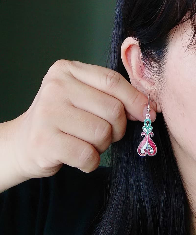 Vintage Jewelry 西洋古董飾品 景泰藍 紅綠 流紋 耳勾 針式耳環
