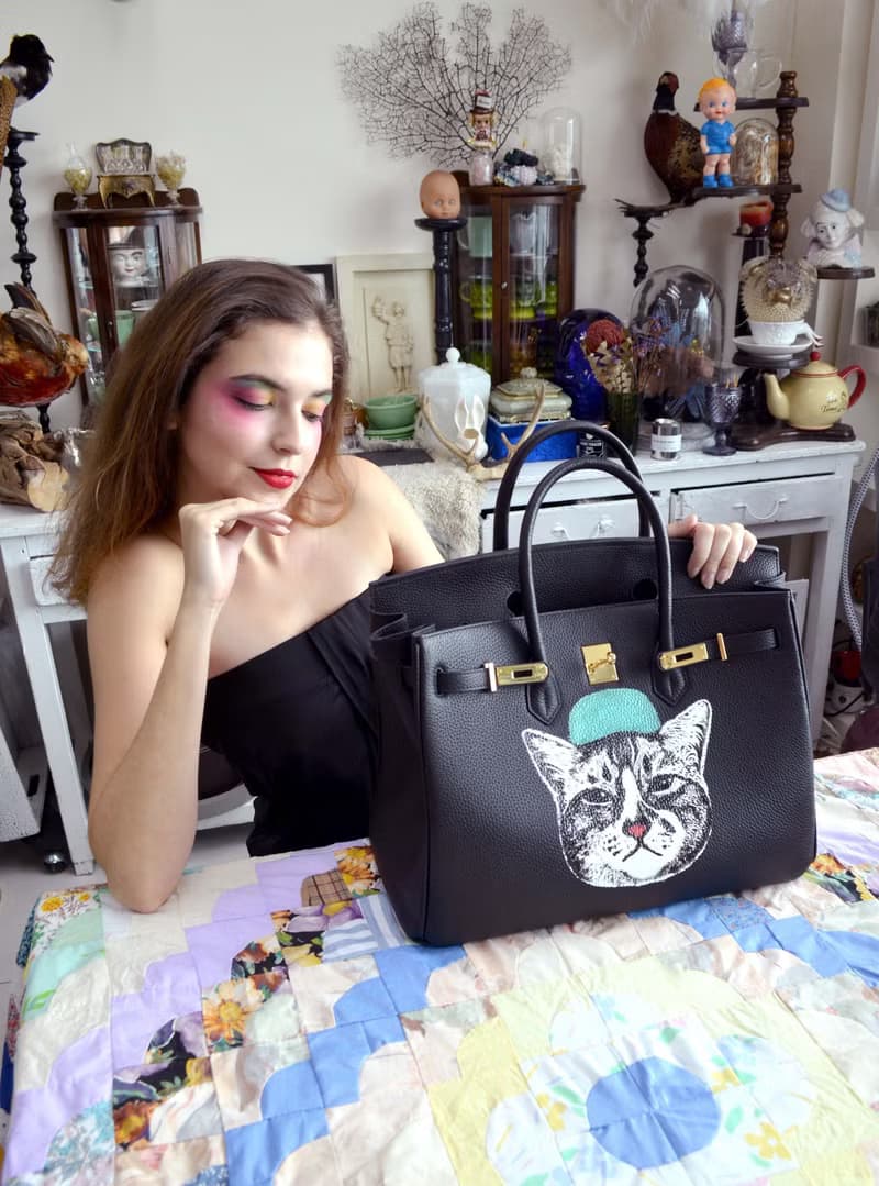 TIMBEE LO X GOOKASO 設計師手繪貓咪圖案頭層牛皮40mm手袋 包包