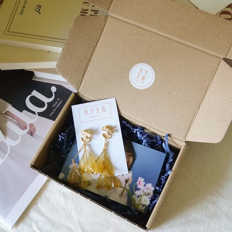 【羽翼-鵝黃金】垂墜耳環 | 水晶花飾品 | 新娘飾品 | 交換禮物