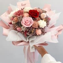 永生花 / 莓果色花束 / 求婚花束 情人節花束 生日禮物