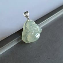 笑佛迷你冰小吊墜 | 天然緬甸翡翠玉器 | 佛公玉墜 | 通體18K鑲嵌