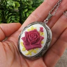 Pink Fuchsia Rose Cameo Oval Photo Locket Flower Pendant Necklace Woman Jewelry